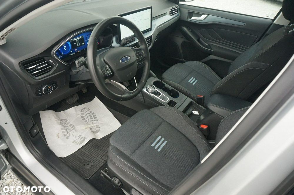 Ford Focus - 20