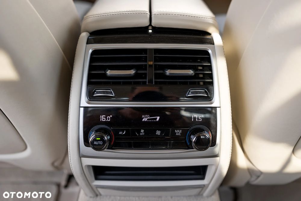 BMW Seria 7 750d xDrive sport - 20