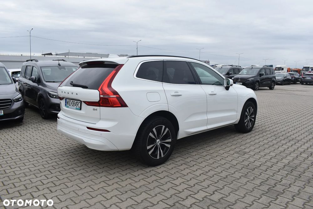 Volvo XC 60 B4 B Momentum Pro - 6