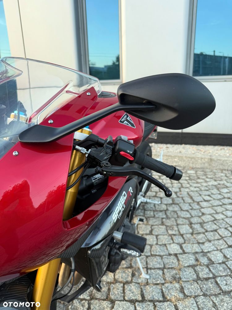 Triumph Speed Triple - 18