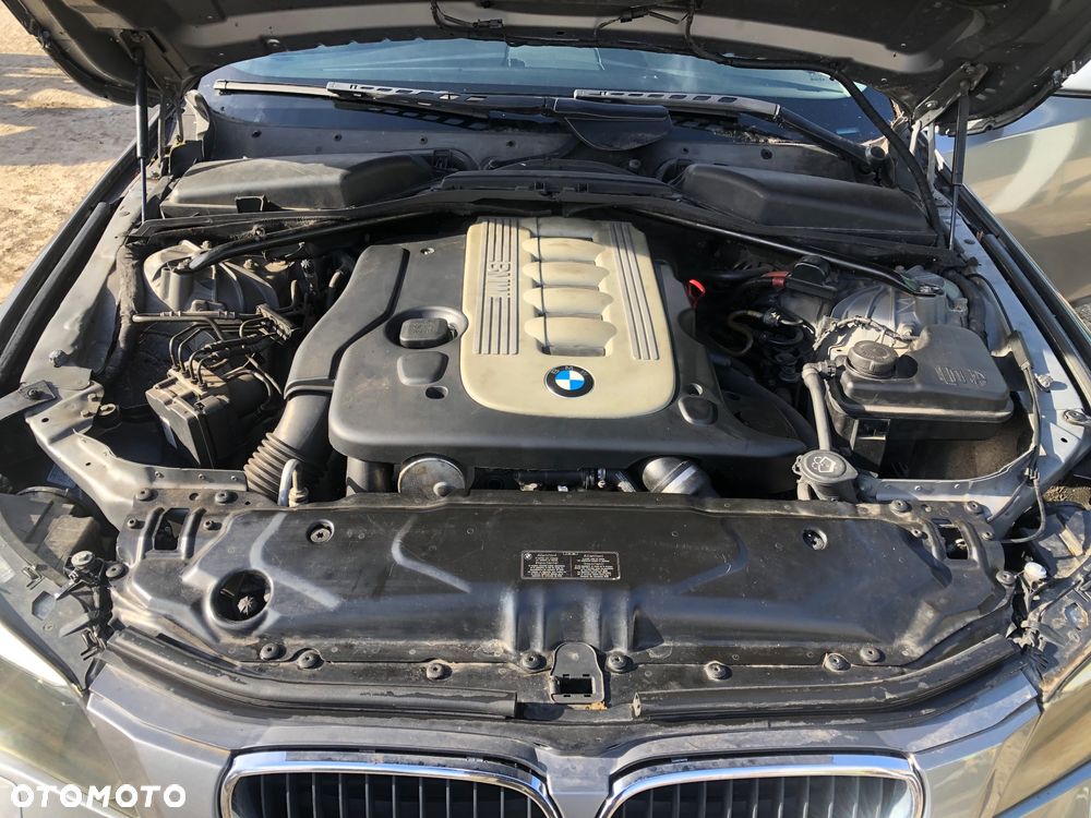 BMW Seria 3 330d - 15