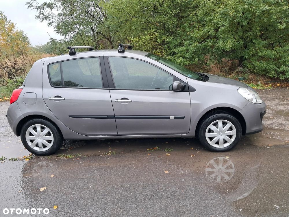 Renault Clio 1.5 dCi Dynamique - 1