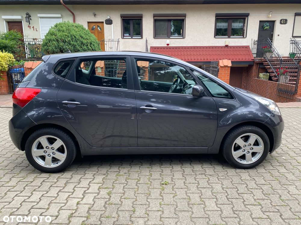 Kia Venga 1.4 CVVT Titanium Collection - 17