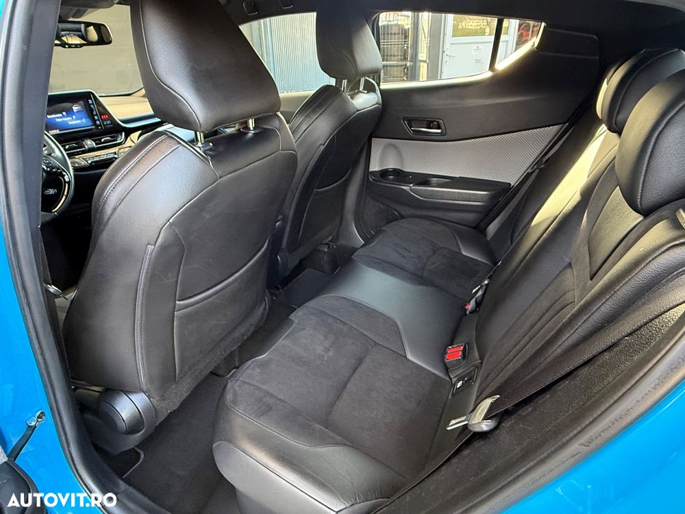 Toyota C-HR Hybrid Business-Edition - 5