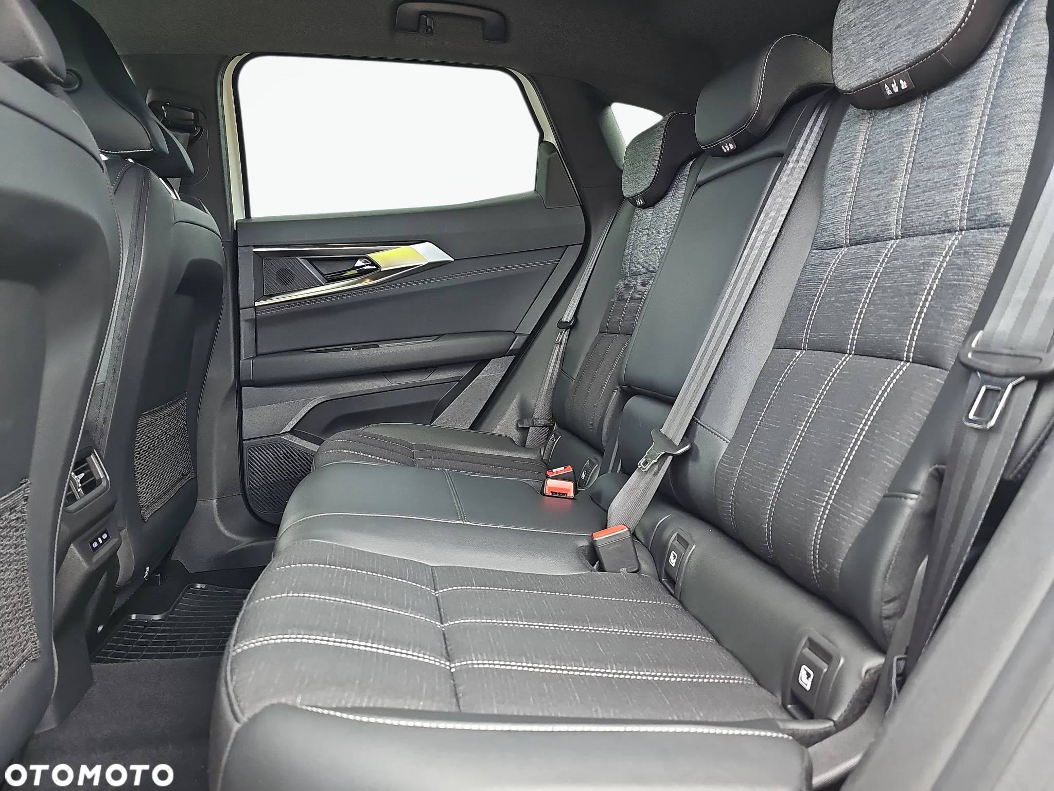 Renault Austral 1.3 TCe mHEV Techno - 13