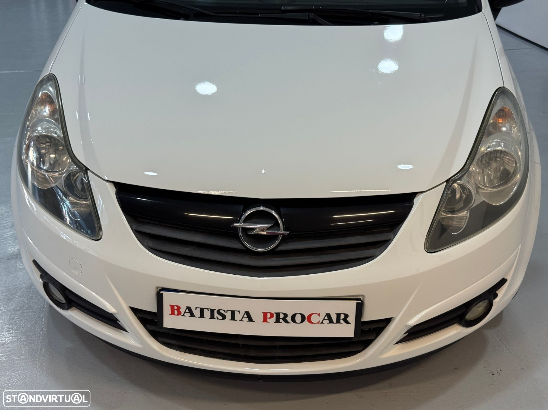 Opel Corsa 1.2 Black Edition - 43