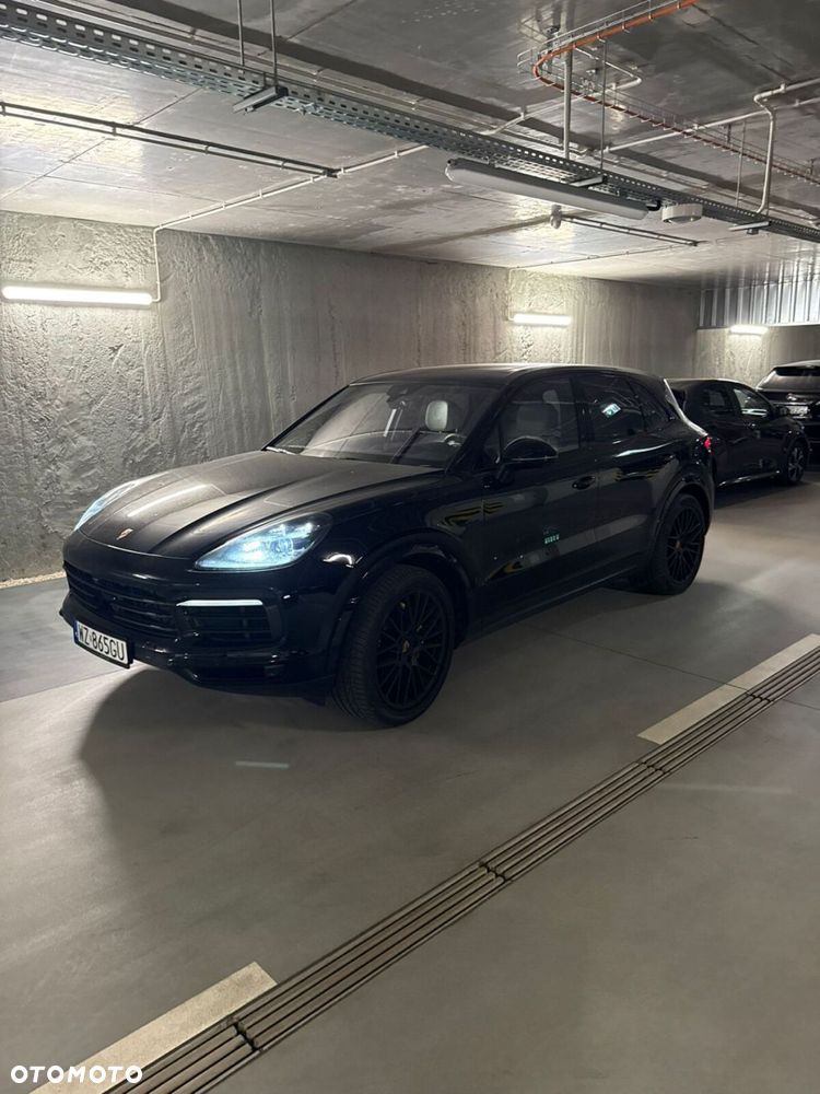 Porsche Cayenne - 16