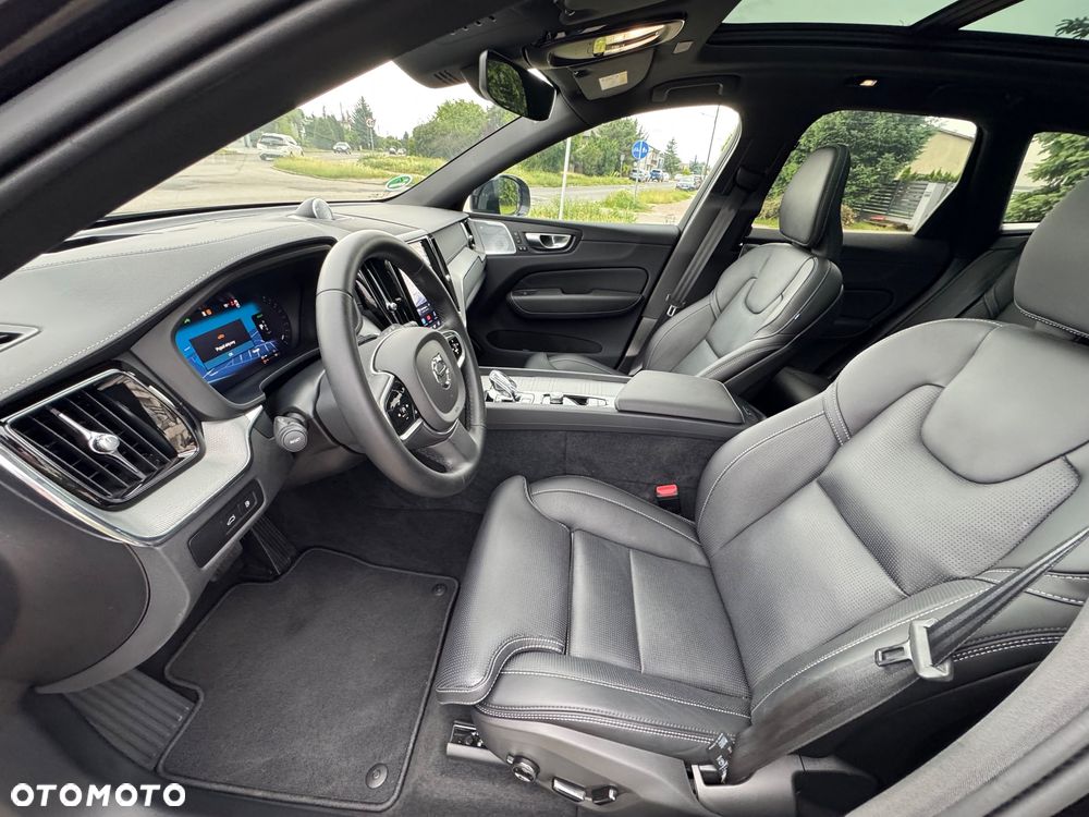 Volvo XC 60 T8 AWD Ultra Black Edition - 18