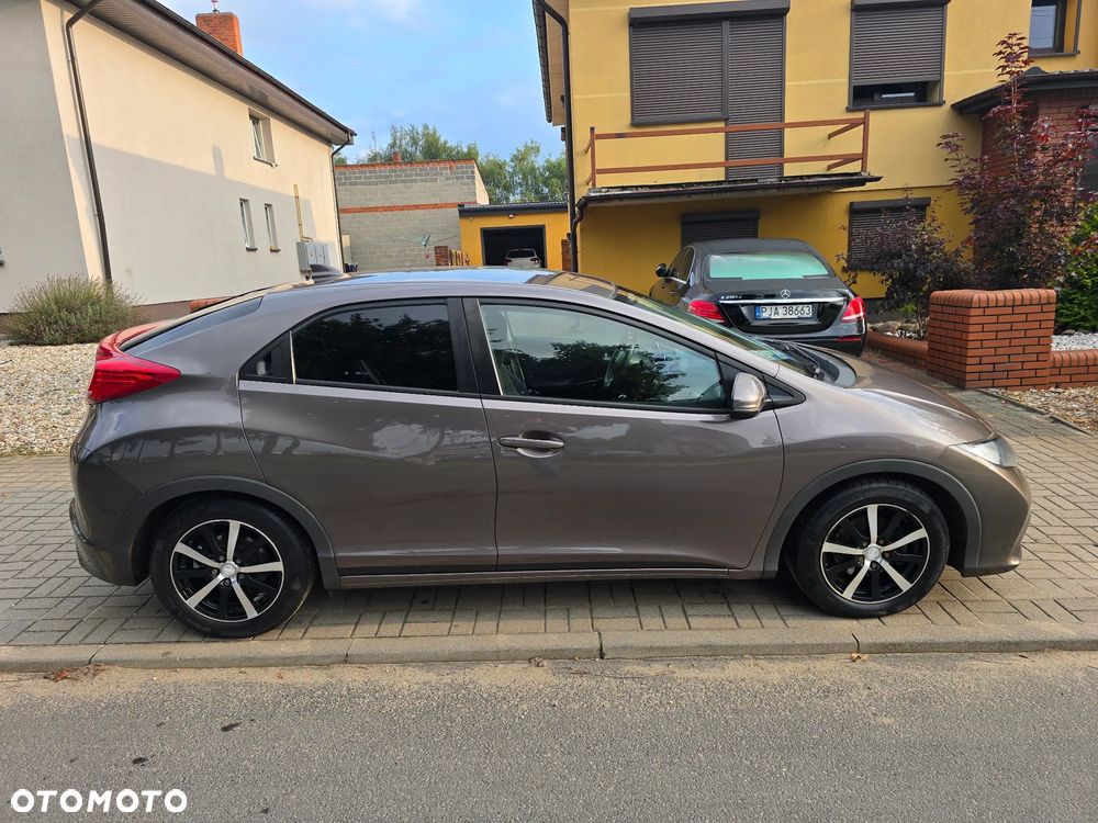 Honda Civic 1.4 i-VTEC Comfort - 10