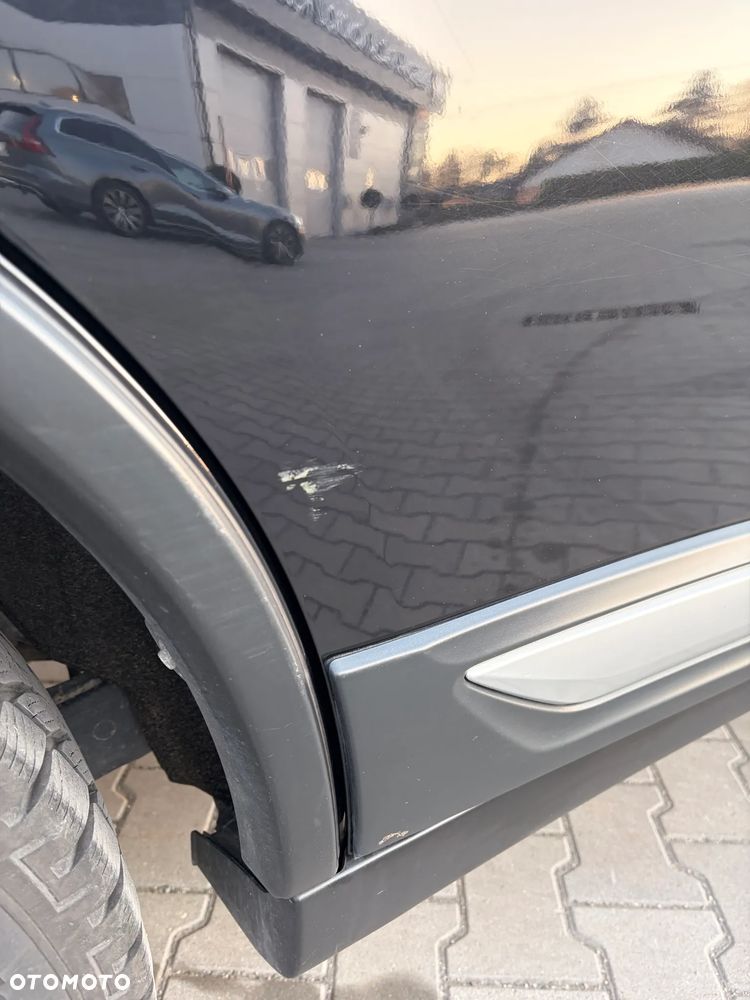 Mitsubishi Outlander 2.0 Invite + 2WD - 26