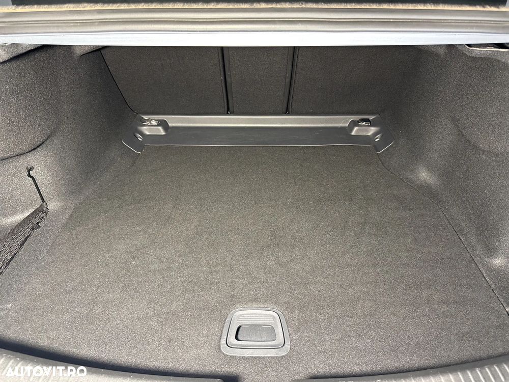 Mercedes-Benz C 180 9G-TRONIC - 15