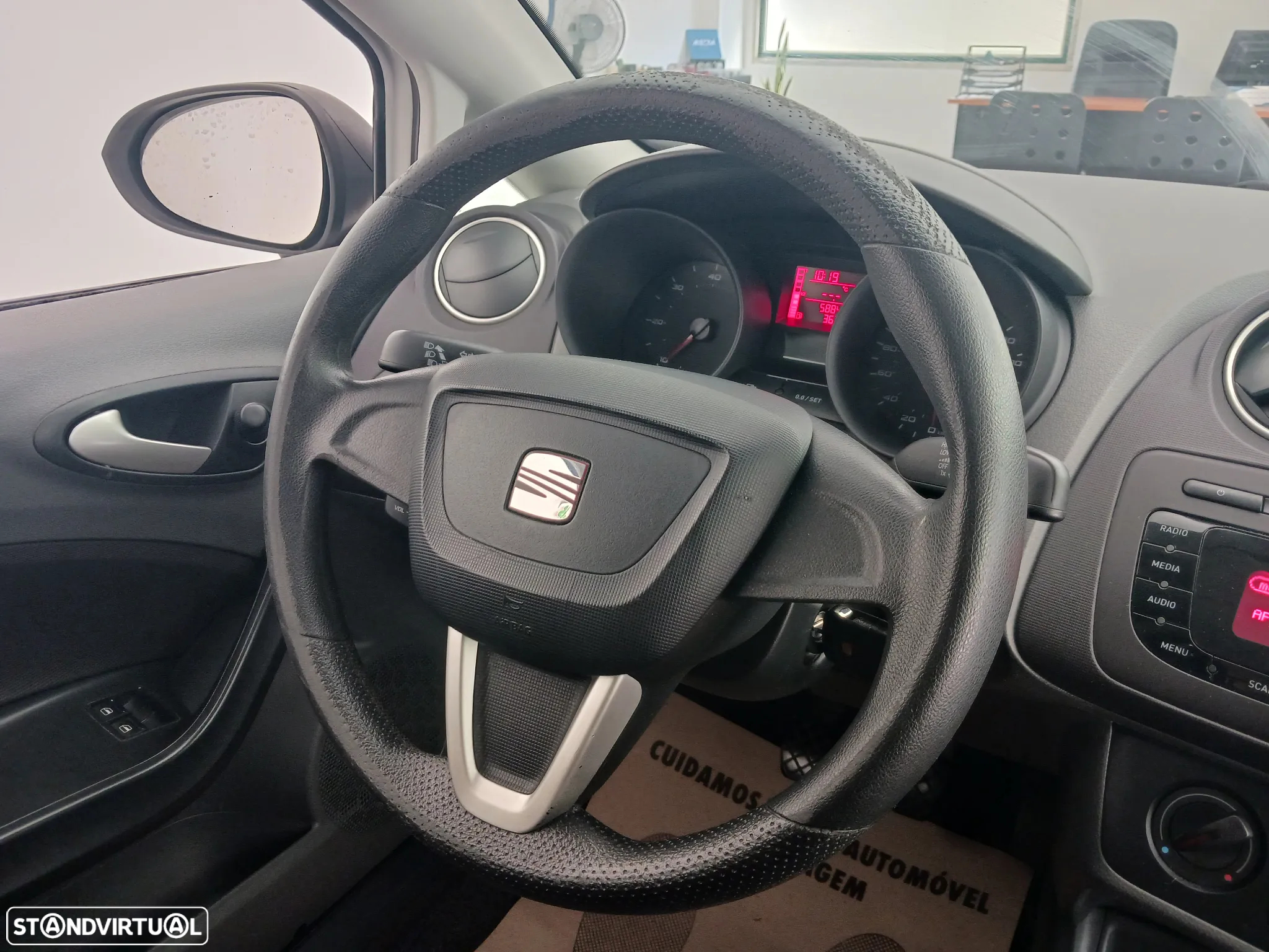 Seat 1.4 TDi Business JLL - 15