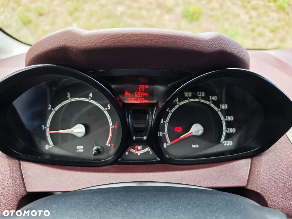 Ford Fiesta 1.25 Ambiente - 20