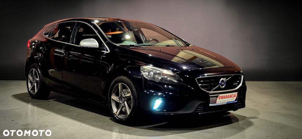 Volvo V40 D4 Drive-E R-Design Summum - 26