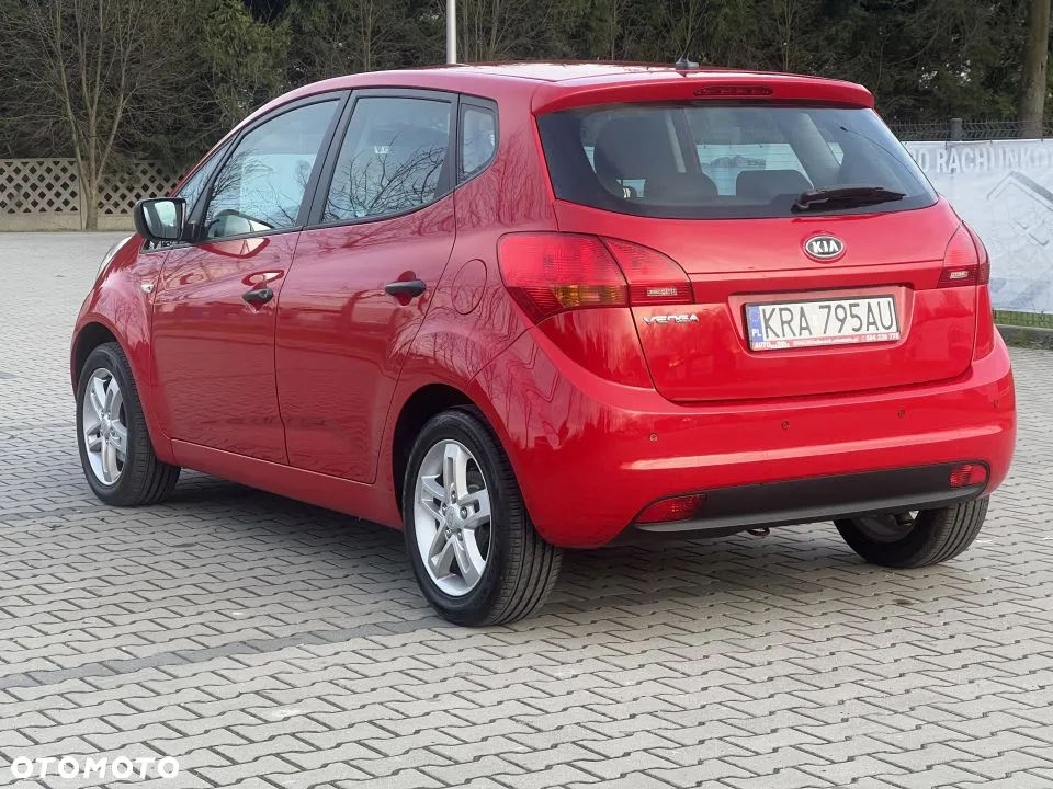Kia Venga 1.4 CVVT Attract - 6
