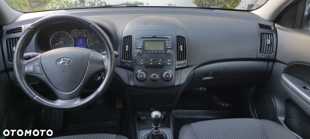 Hyundai i30 1.4 Classic + - 8