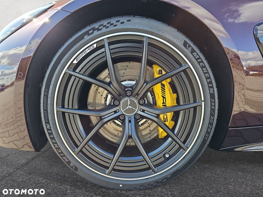 Mercedes-Benz AMG GT - 25