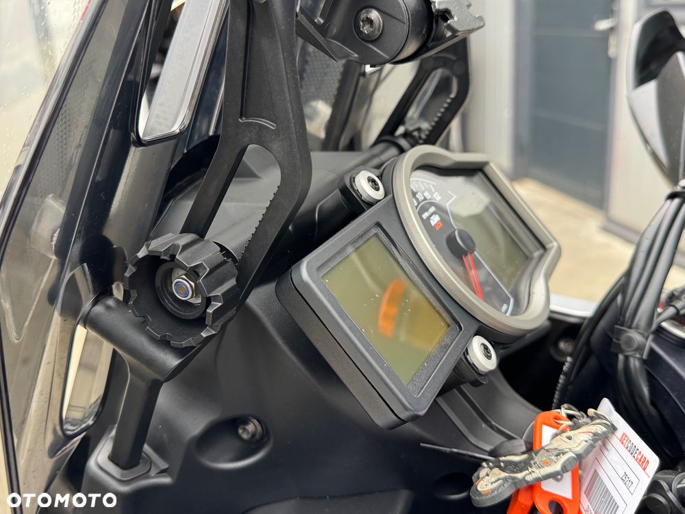 KTM Super Adventure - 36