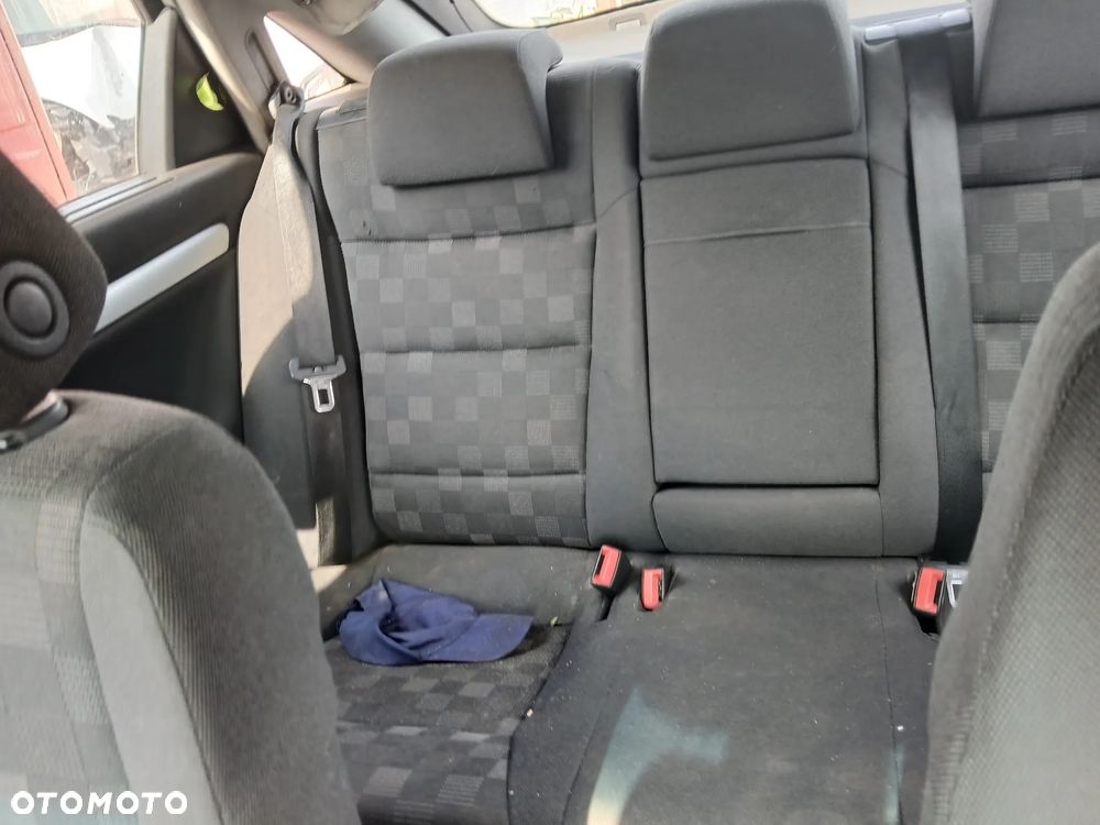 opel vectra C GTS Z157 fotel fotele kanapa deska kokpit podsufitka boczek boczki klamka podłokietnik - 6