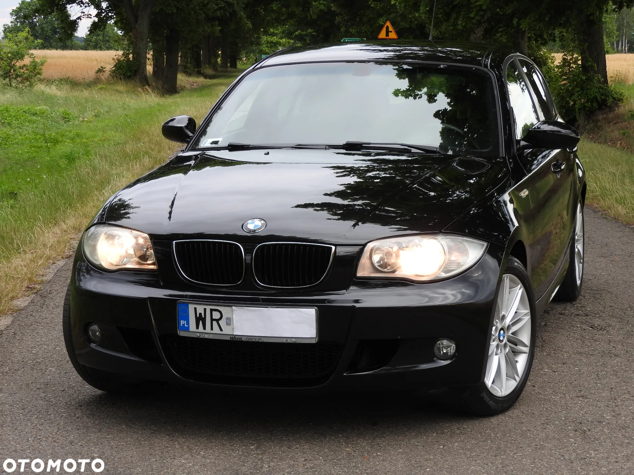 BMW Seria 1 120i - 11