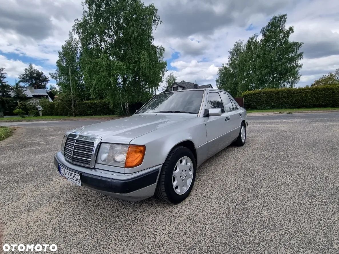 Mercedes-Benz W124 (1984-1993) - 1