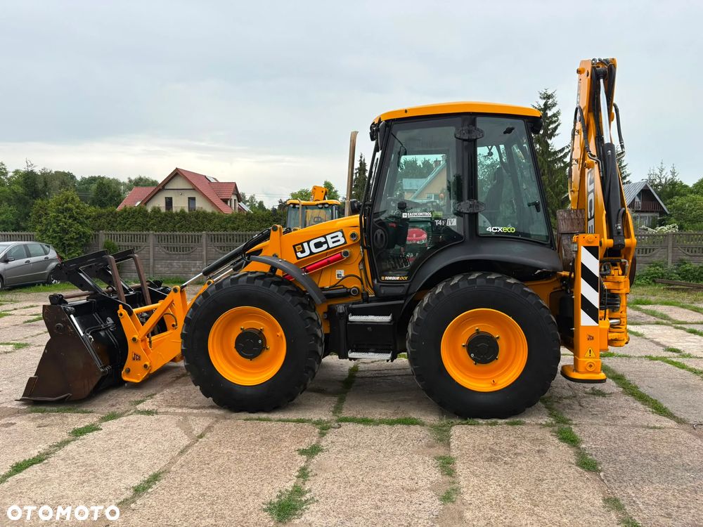 JCB 4CX - 4