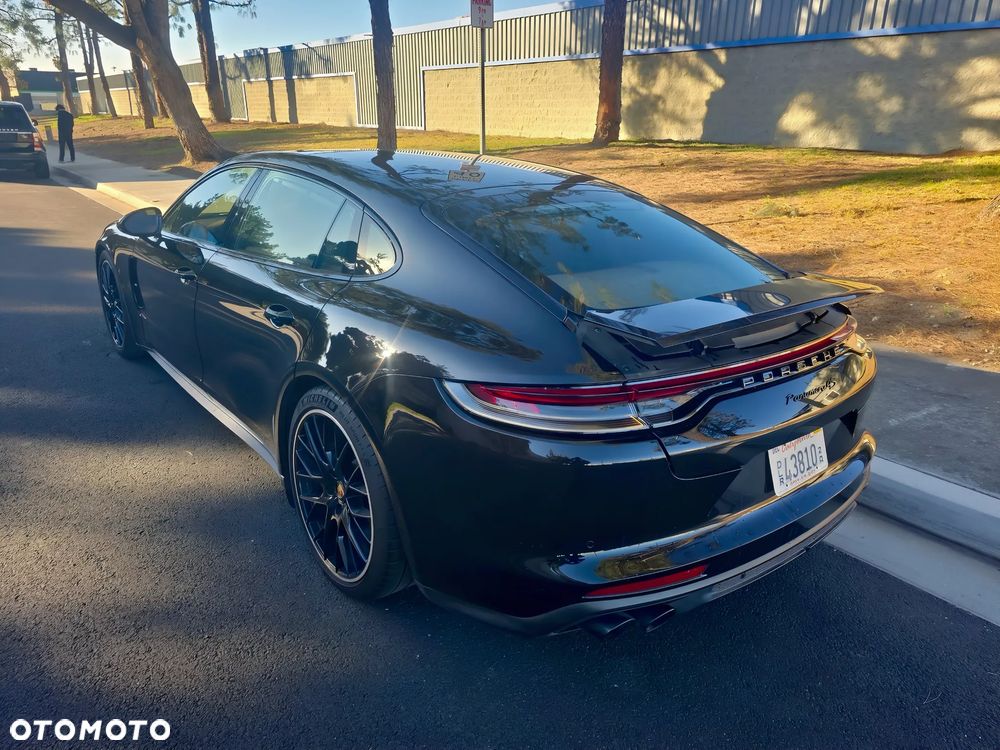Porsche Panamera 4 Edition 10 Jahre - 4
