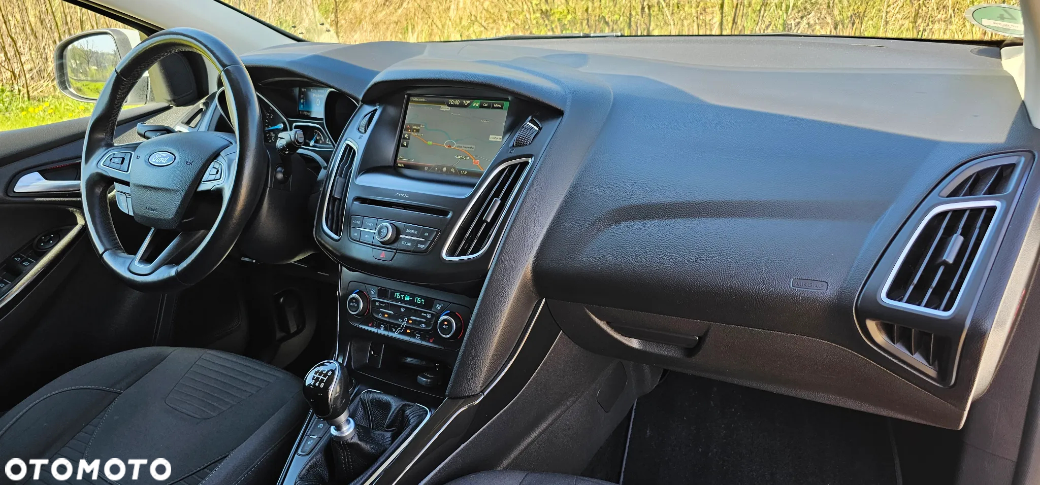 Ford Focus 1.0 EcoBoost Titanium X - 9