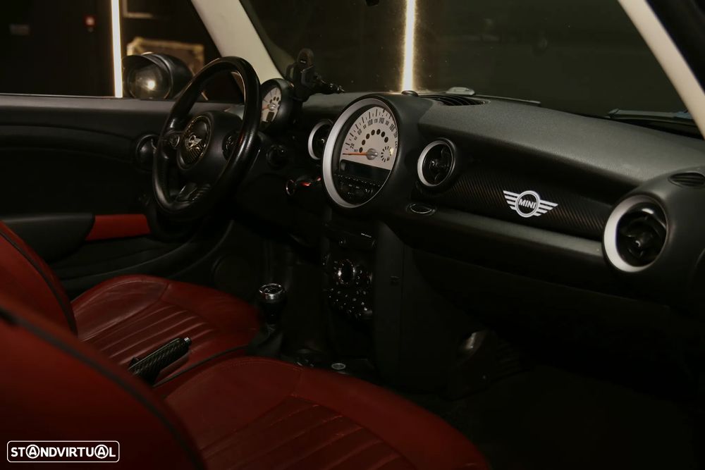 MINI 3 Portas Cooper D - 14