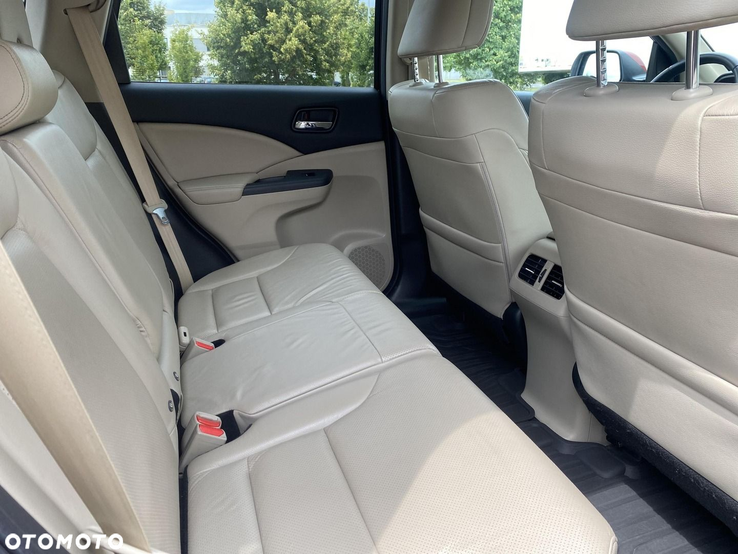 Honda CR-V - 12