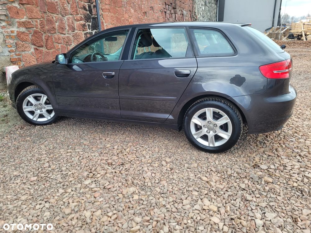 Audi A3 Sportback 1.4 TFSI Ambiente - 16