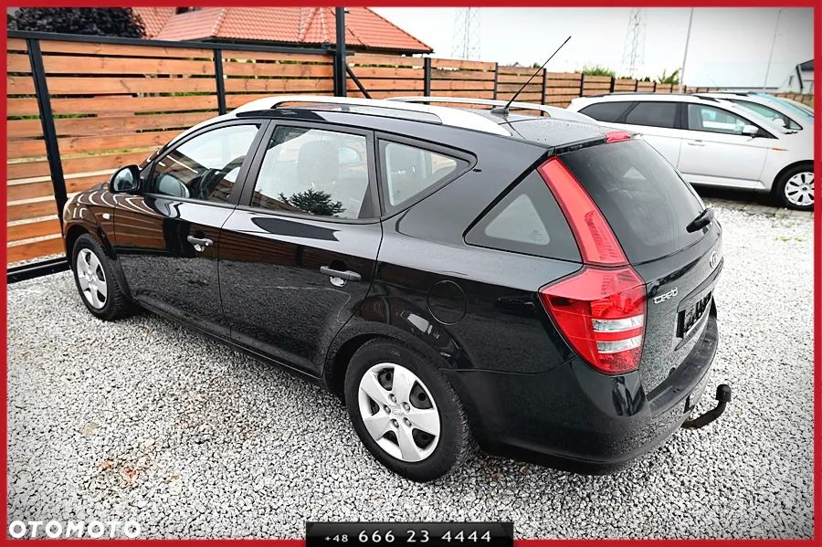 Kia Ceed Cee'd 1.6 Comfort + - 10