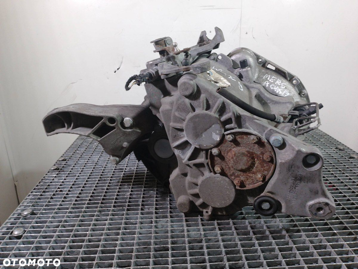 SKRZYNIA BIEGÓW MANUALNA MERCEDES KLASA A W169 R169261 2.0 CDI - 4