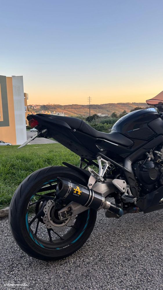 Honda CBR - 6