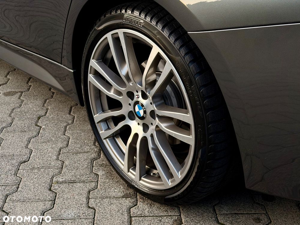 BMW Seria 3 320i xDrive M Sport - 9