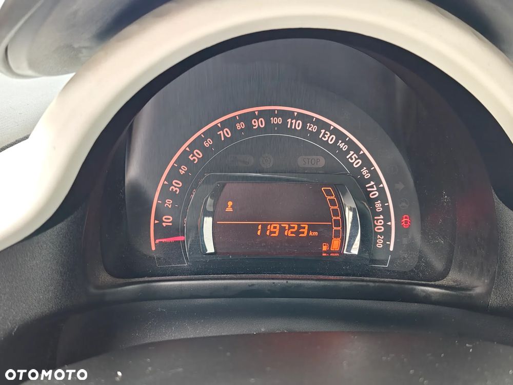 Renault Twingo Energy TCe 90 Bizuu - 17