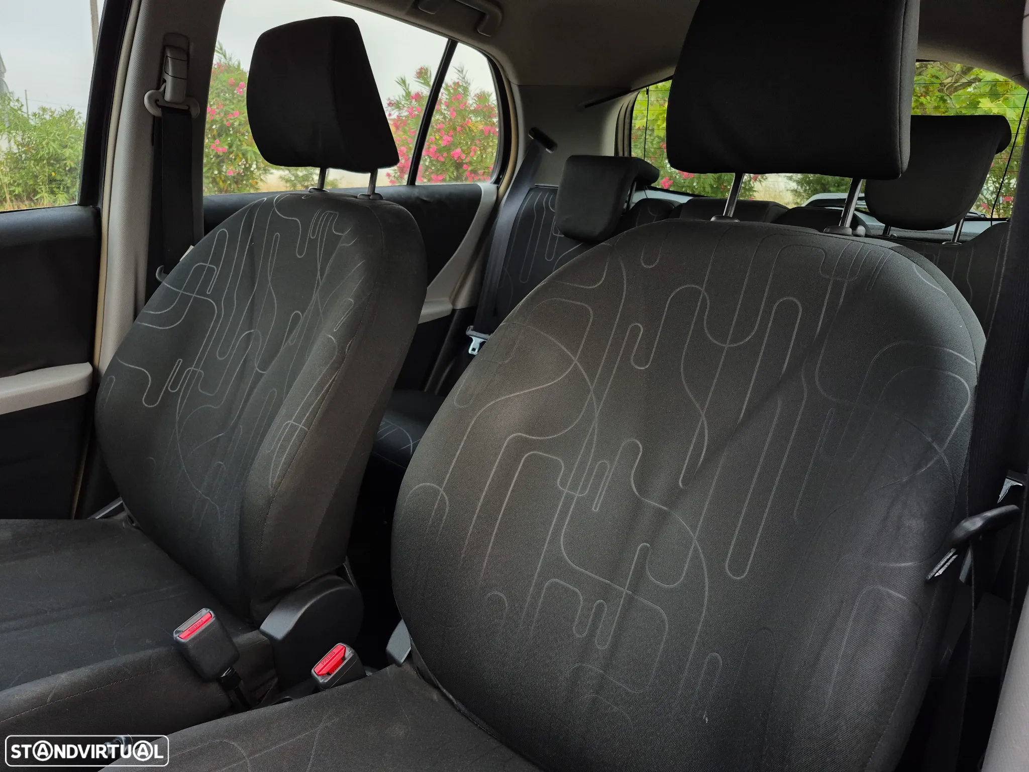 Toyota Yaris 1.0 VVT-i Comfort+AC - 16