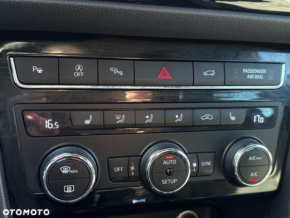 Seat Ateca 2.0 TSI Xcellence S&S 4Drive DSG - 25