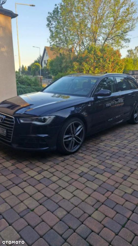 Audi A6 Avant - 1