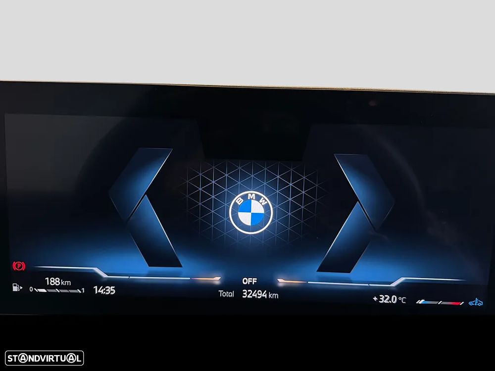 BMW 320 d Touring Pack Desportivo M Auto - 10