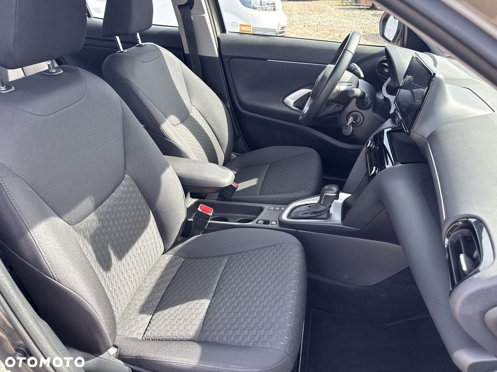 Toyota Yaris Cross - 10