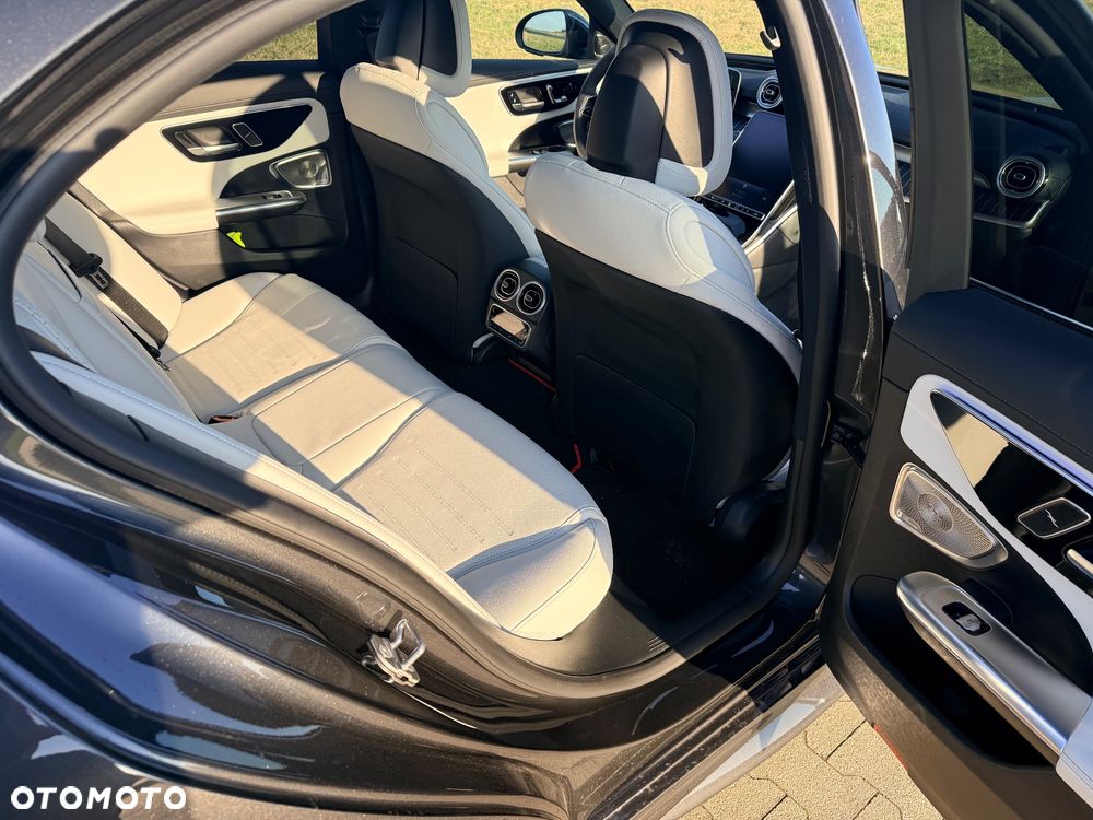 Mercedes-Benz Klasa C 300 d mHEV 4-Matic Avantgarde - 6