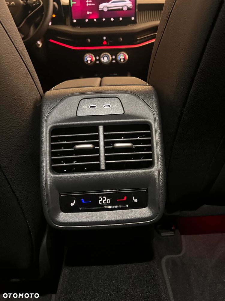 Skoda Superb 2.0 TSI Sportline DSG - 16
