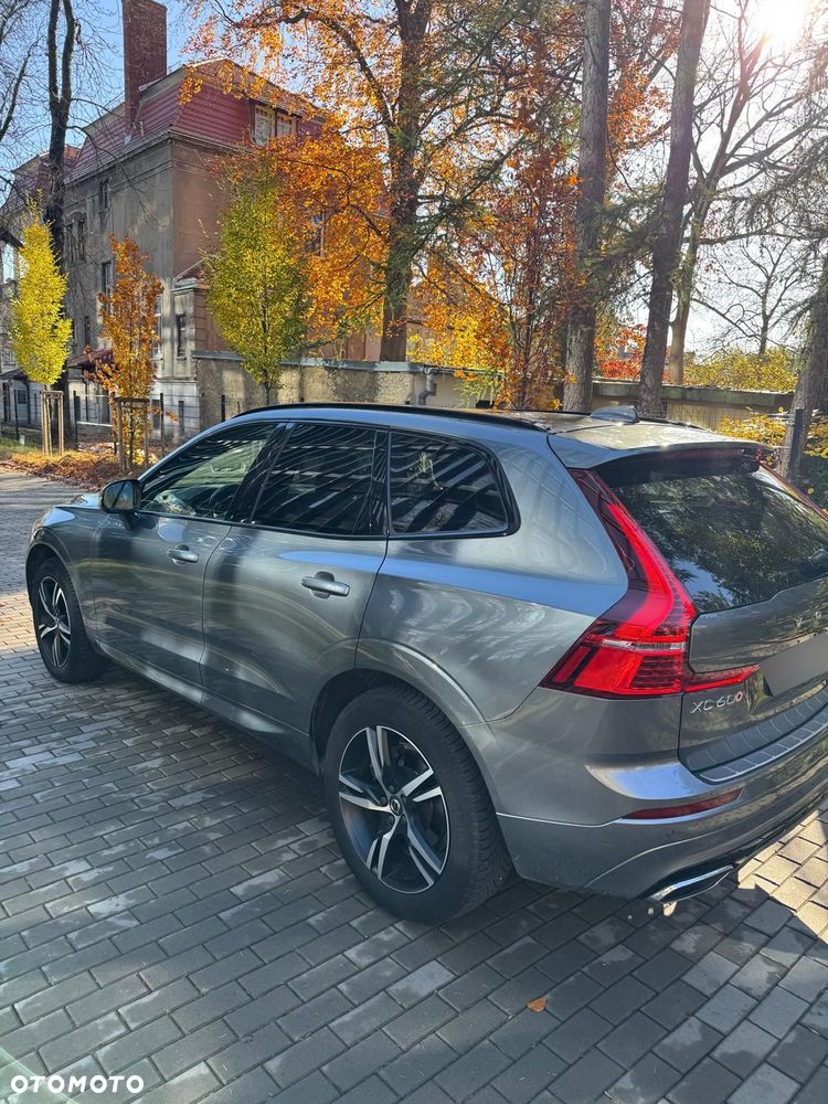 Volvo XC 60 B4 D AWD R-Design - 21