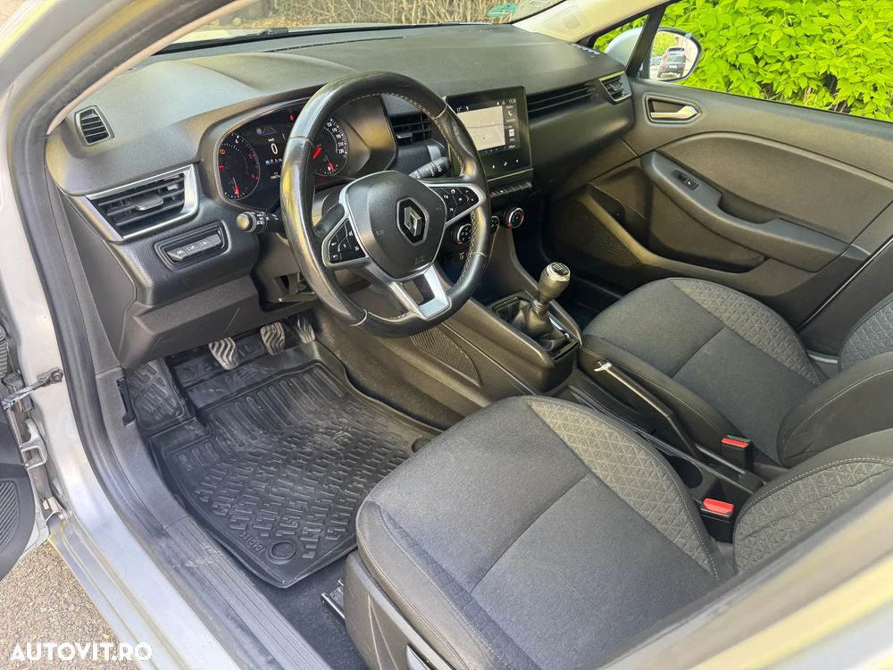 Renault Clio BLUE dCi 100 EVOLUTION - 6