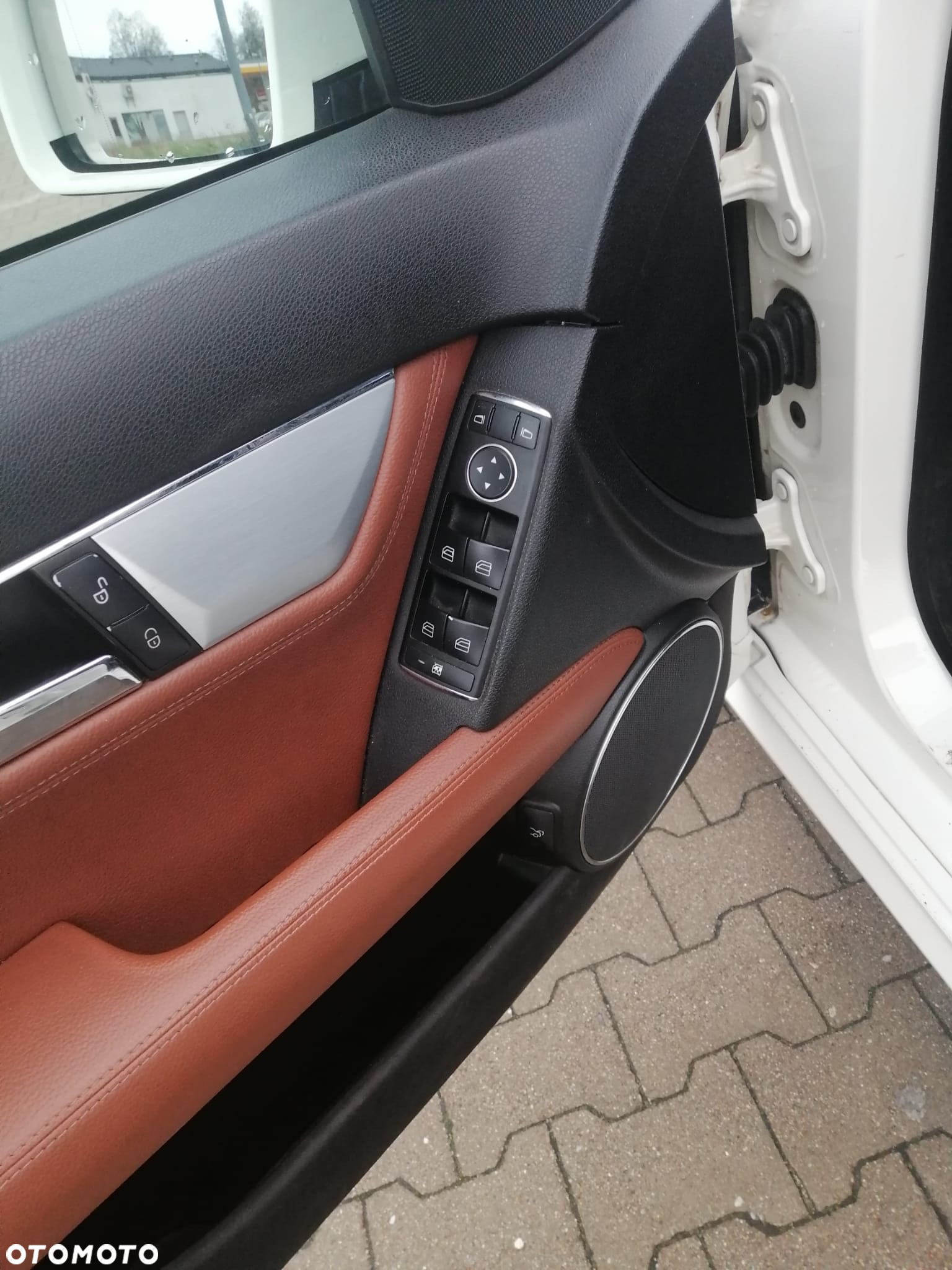 Mercedes-Benz Klasa C 220 CDI Avantgarde - 21