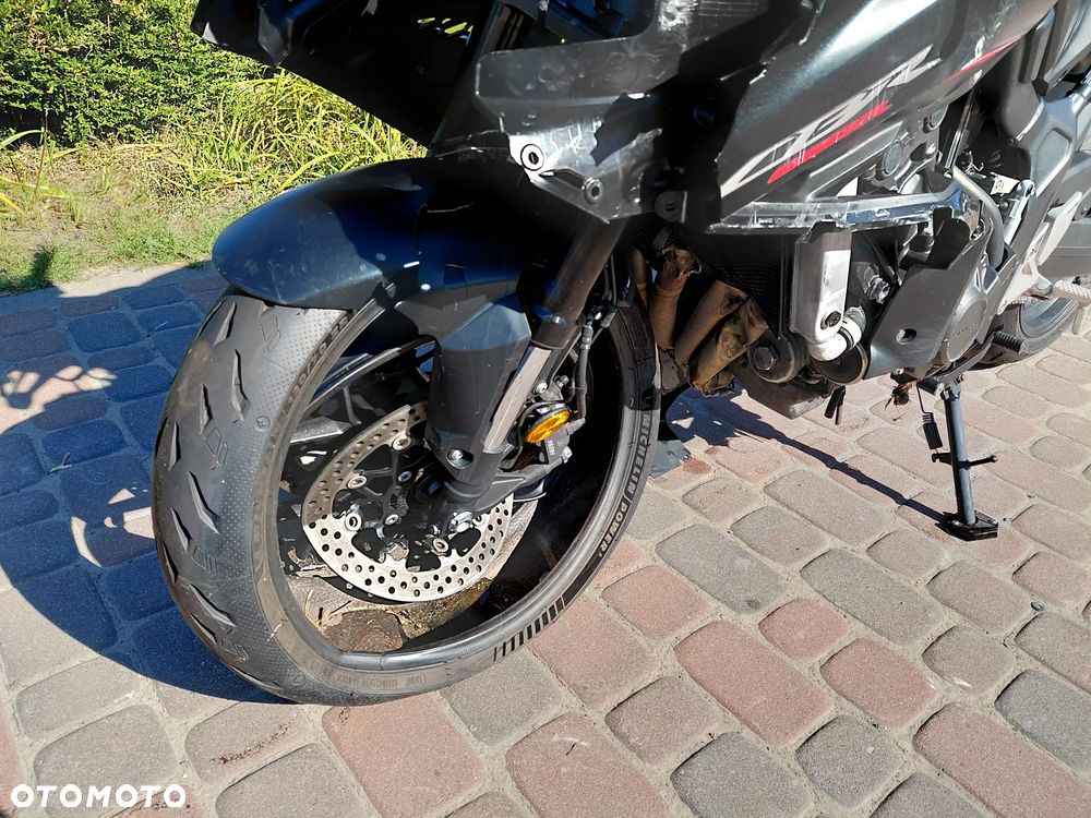 Honda CBR - 14