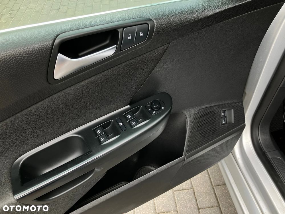 Volkswagen Passat 1.4 TSI Comfortline R-Style - 16