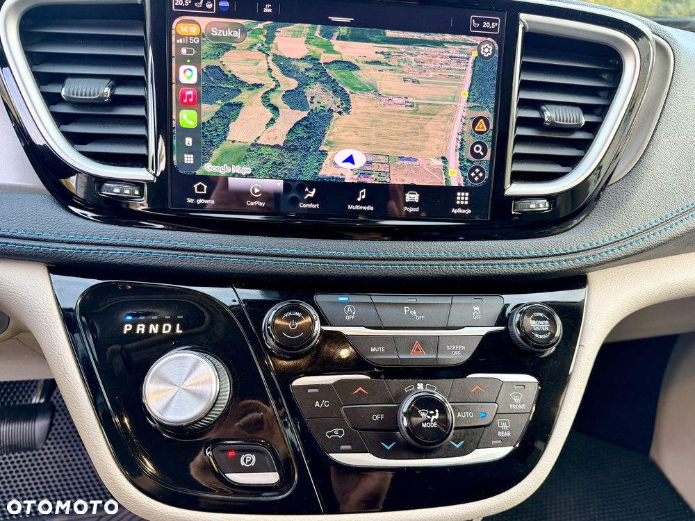 Chrysler Pacifica - 22