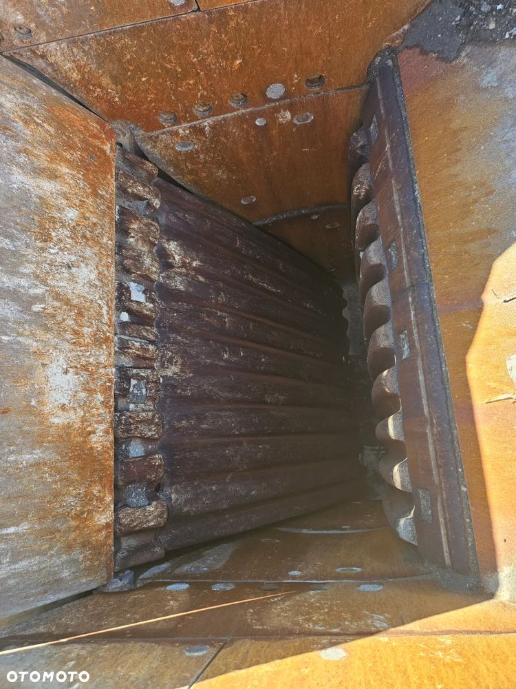 Powerscreen Premiertrak 400 - 10